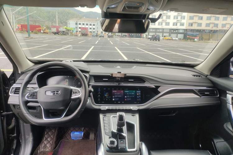 Used Geely Auto Emgrand X7 Sport 2020 1.8TD DCT ZhiZun PRO Interior 3