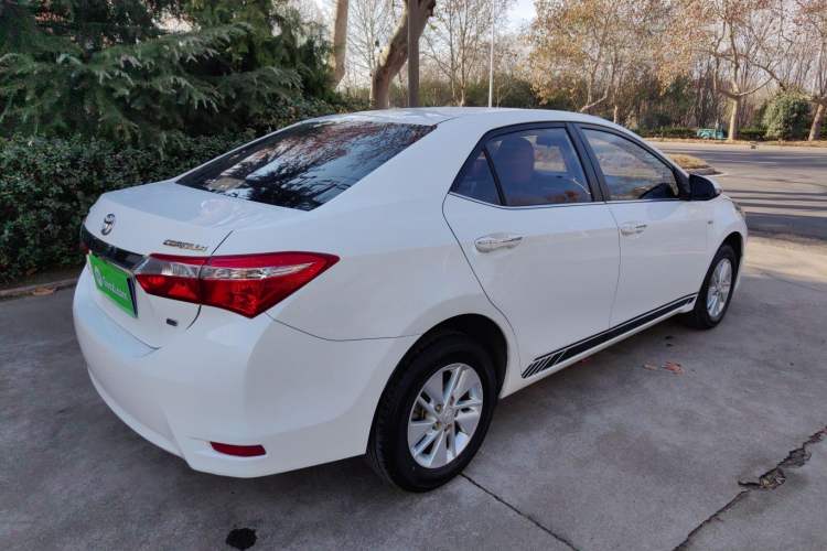 Used Toyota Corolla 2014 1.6L Manual GL