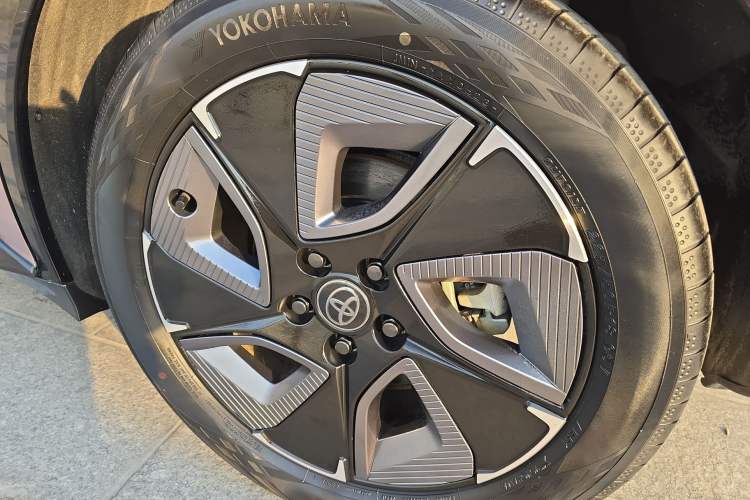 Used Toyota bZ3 2023 616 km Long-Range Premium