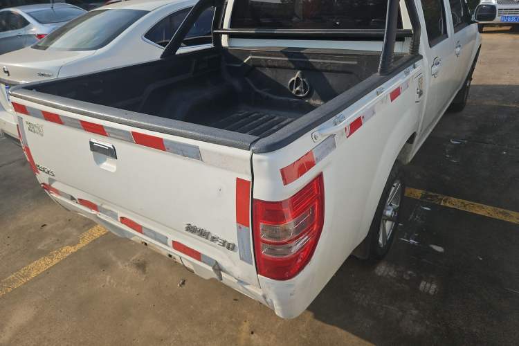 Used Chana Shenqi F30 2019 1.5L Comfort Edition China VI Dual-Cab Short-Wheelbase DAM15KL
