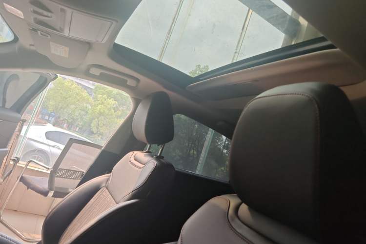 Used Ford Mondeo 2023 EcoBoost 180 Luxury Model Roof