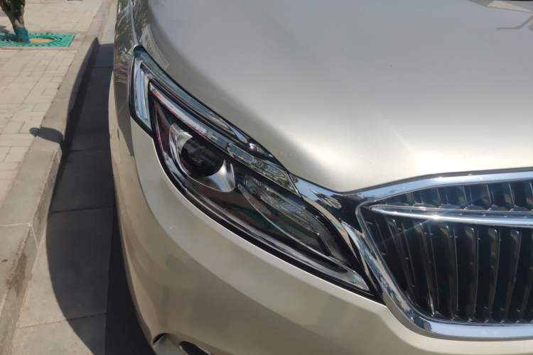 Used Buick GL8 2018 ES 28T Comfort Model China VI Standard