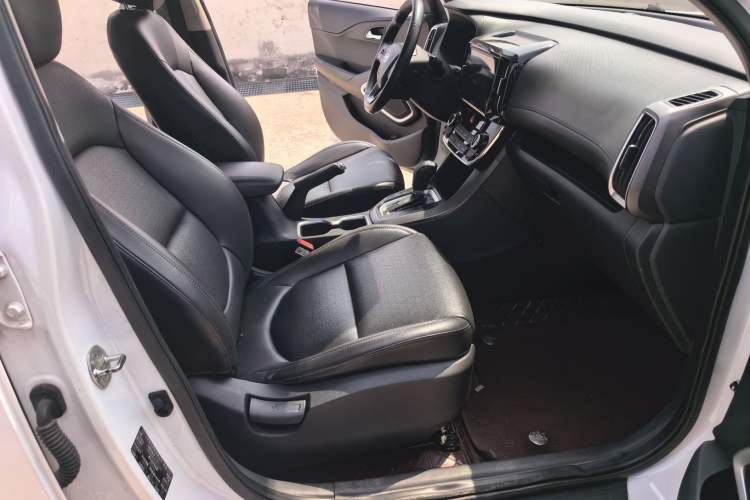 Used Hyundai ix35 2019 2.0L Automatic 2WD Zhiyong·Changxiang Edition China V Standard
