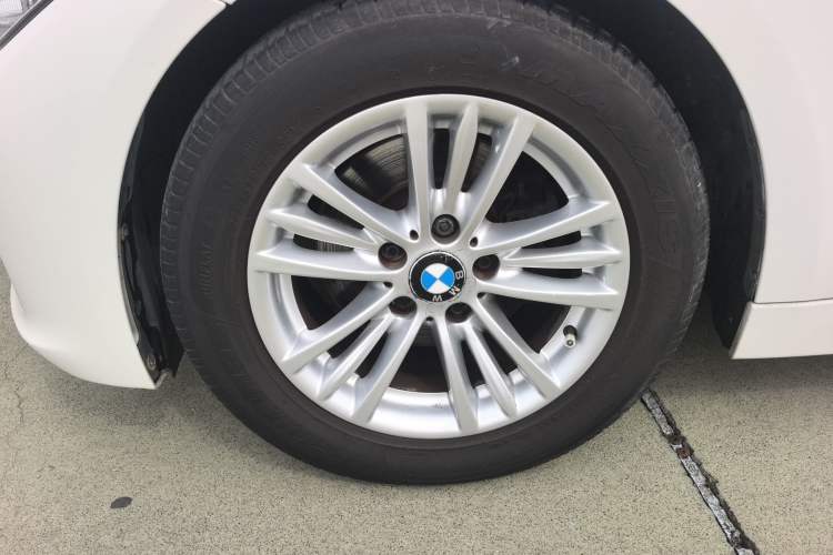Used BMW 3 Series 2015 320Li Fashion Model