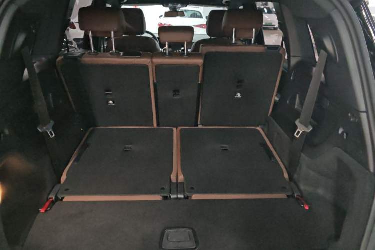 Used Mercedes-Benz GLB 2021 GLB 200 Fashion Model Trunk