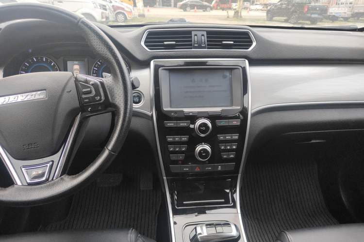 Used Haval H2 2018 Red-Label 1.5T Dual-Clutch Two-Wheel-Drive Elite Model