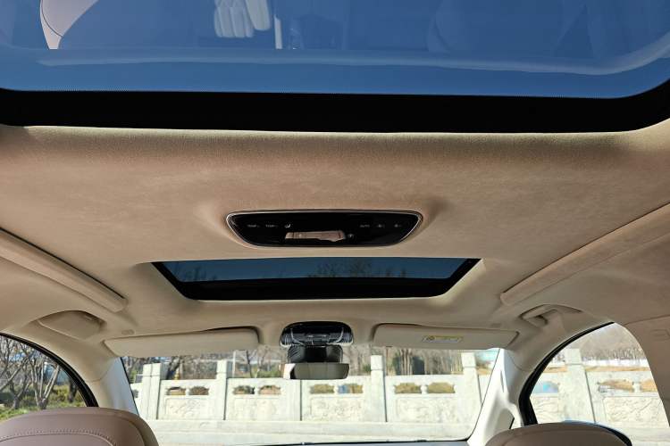 Used VOYAH Dream 2024 PHEV Ultra-Long Range Flagship Edition