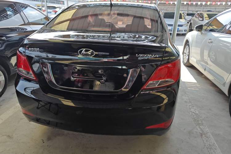 Used Hyundai Verna (older generation) 2014 1.4L Automatic Smart GLS
