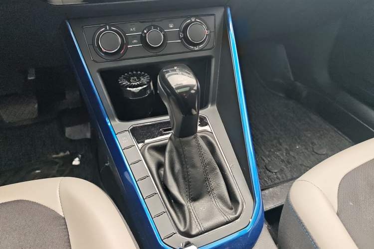 Used Volkswagen Polo 2019 Plus 1.5L Automatic Panoramic Enjoyment Edition Gear Lever