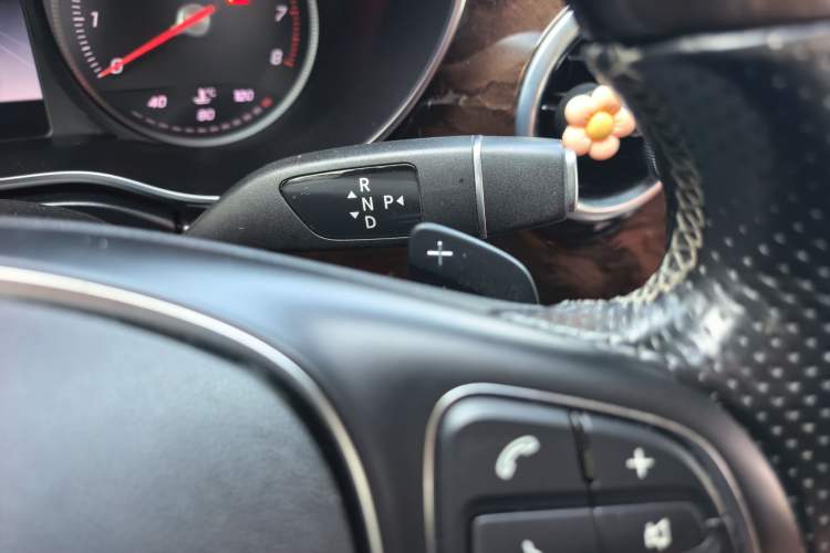 Used Mercedes-Benz V-Class 2018 V 260 L Prestige Extended Version China V Gear Lever