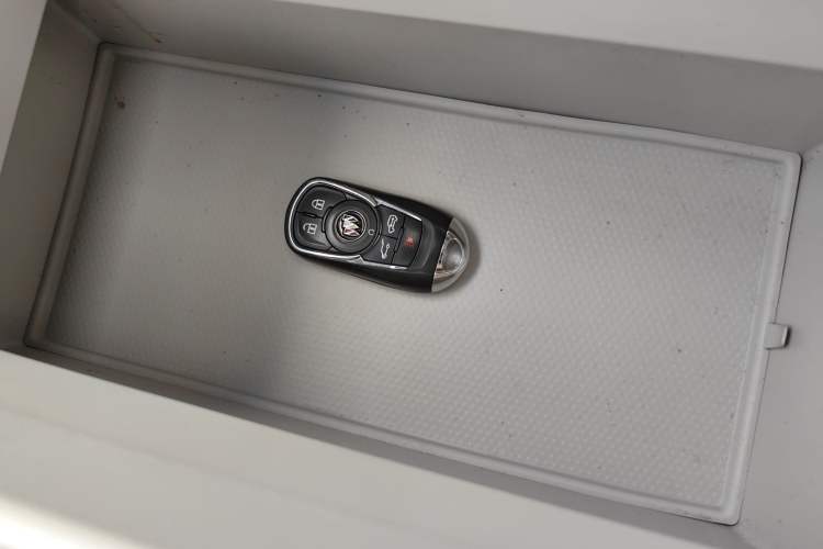 Used Buick GL8 2022 Land Executive Class 652T Prestige Model