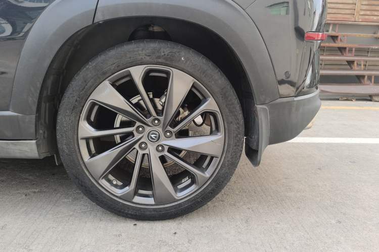 Used CHANGAN UNI-T 2020 1.5T Flagship Version Exterior 3