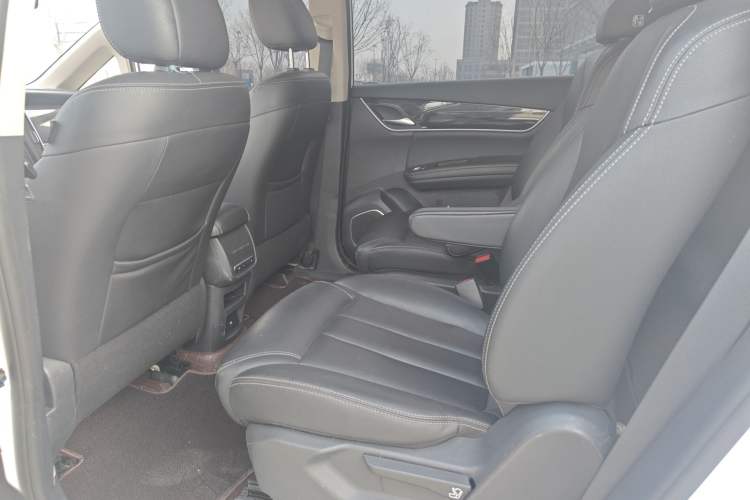 Used BYD Song MAX 2018 1.5T Automatic Smart Connect Luxury 6-Seater
