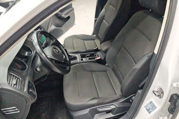 Used Volkswagen Golf 2015 1.4TSI Automatic Comfort Model