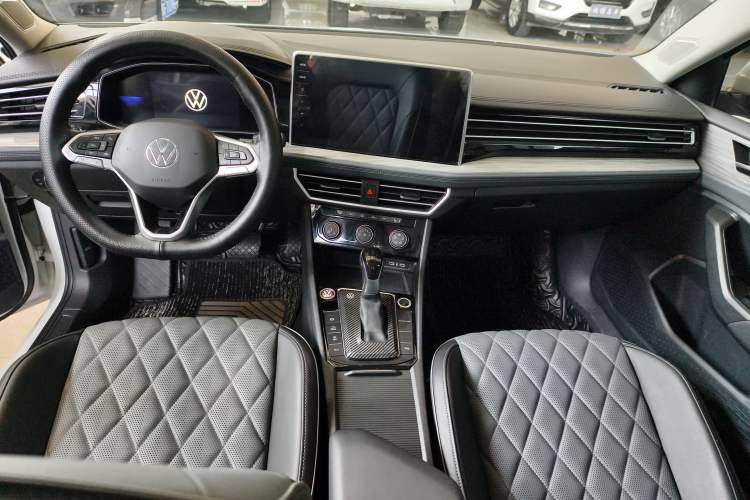 Used Volkswagen Sagitar 2023 300TSI DSG Excellence Edition
