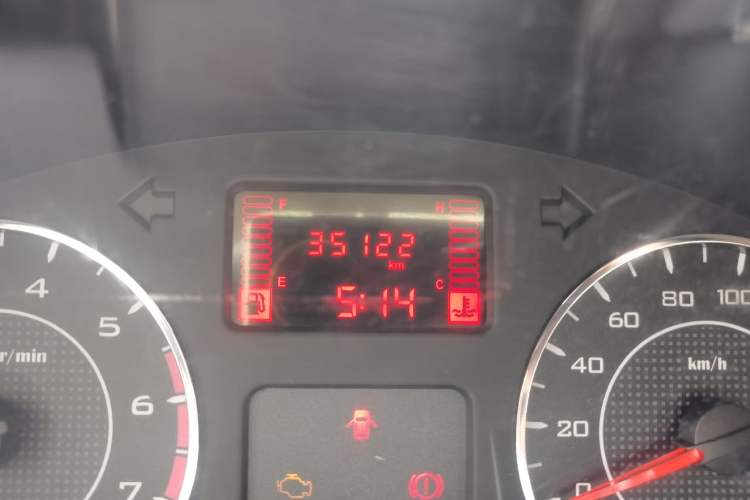 Used Wuling Hongguang V 2019 1.5L Jingqu Version China VI LAR