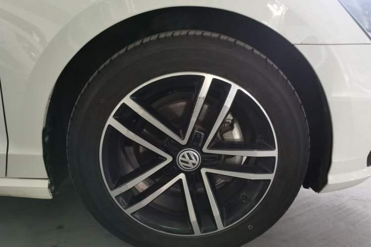 Used Volkswagen Lamando 2019 280TSI DSG Comfort Edition China V Standard Exterior 3