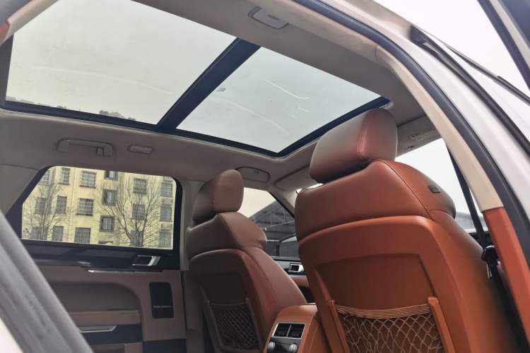 Used Zotye T700 2017 1.8T Dual-Clutch Prestige Model