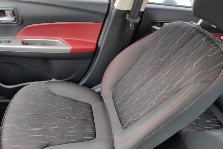 Used CHANGAN Benni 2014 1.4L Manual Luxury Model
