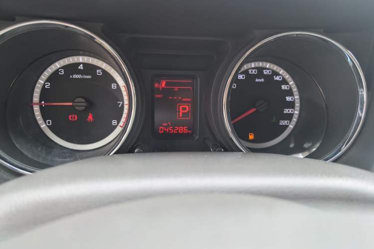 Used Dongfeng Aeolus A60 2014 1.6L Automatic Prestige Model
