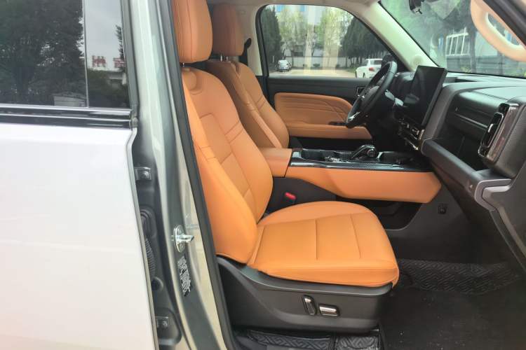 Used Haval Raptor New Energy 2023 Hi4 145 Explorer Edition Right Front Seat