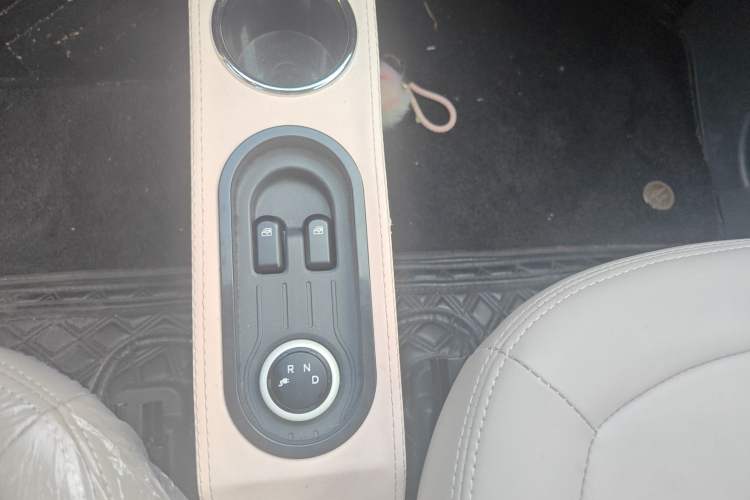 Used Wuling Hongguang MINIEV 2022 Macaron Fashion Edition Lithium-Nickel-Cobalt-Alpha-oxide