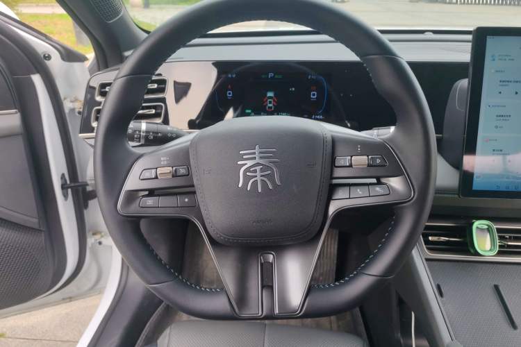 Used BYD Qin L 2024 DM-i 80KM Leading Model Steering Wheel