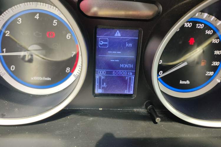 Used Soueast V5 Lingzhi 2014 1.5L Manual Sytle Xuya
