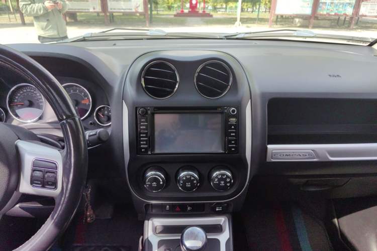 Used Jeep Compass 2014 Revised Version 2.4L Four-Wheel Drive Comfort Edition