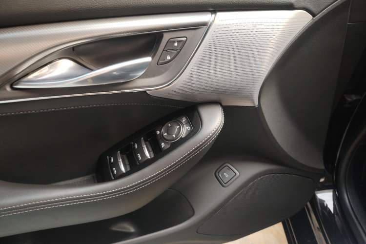 Used Cadillac CT5 2021 Revised 28T Luxury Version Interior 9