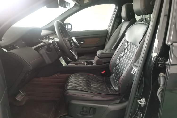 Used Land Rover Discovery Sport 2022 Restyled 249 PS R-Dynamic SE Performance Tech Edition 5 Seats
