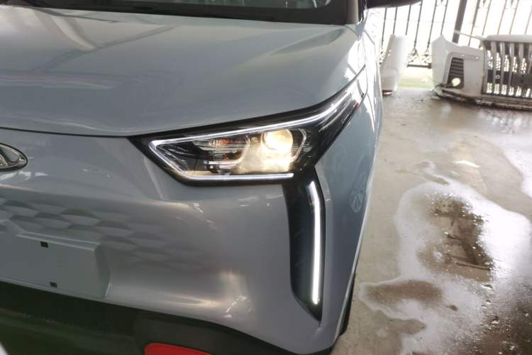 Used Chery New Energy Boundless Pro 2022 301km "WoW" Edition Lithium Iron Phosphate