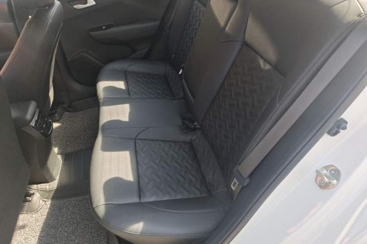 Used Kia Forte 2018 1.6L Automatic Value-Comfort Luxury Edition
