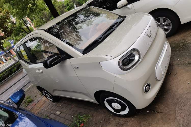Used Wuling Hongguang MINIEV 2024 3rd Generation 215km Youth Edition