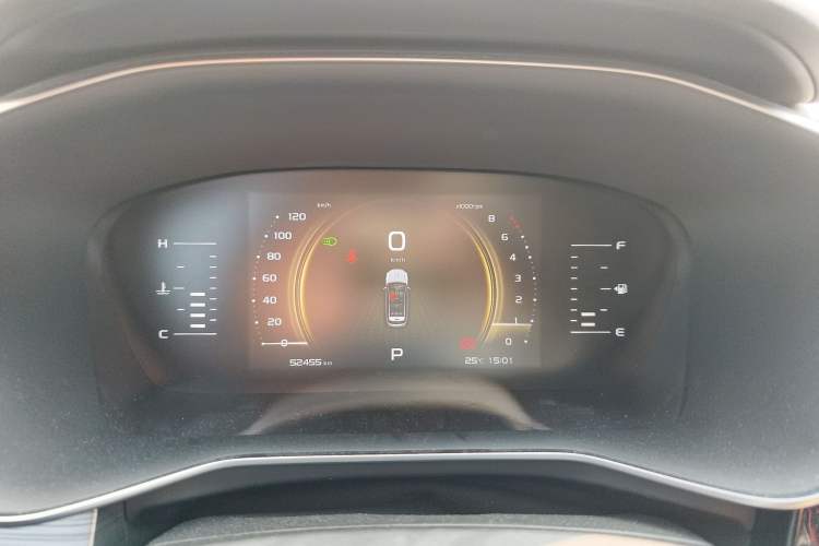 Used Geely Auto Emgrand X7 Sport 2020 1.5TD Automatic Smart Connect PRO Odometer Close Up