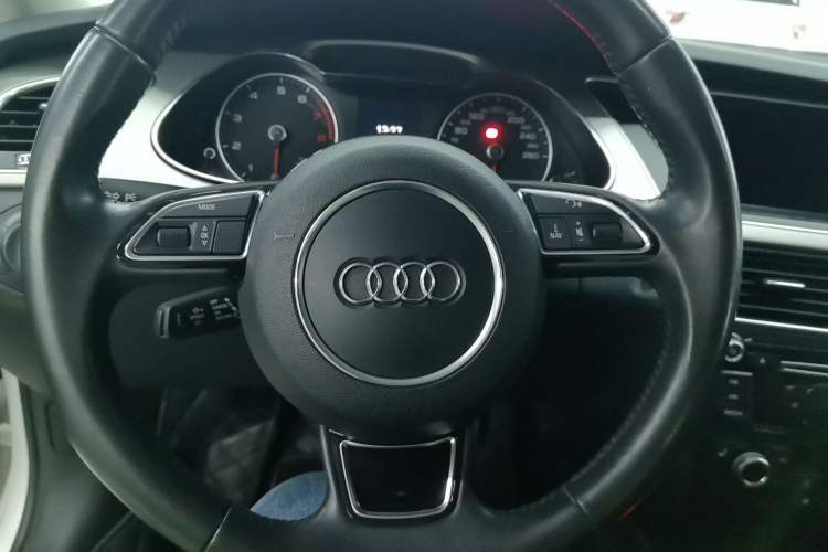 Used Audi A4L 2016 35 TFSI Collection Edition S line Comfort Model Interior 6