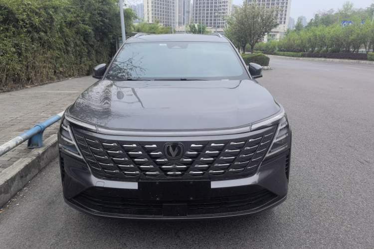 Used CHANGAN CS75 PLUS 2025 4th Generation 1.5T New Blue Whale Smart Luxury Edition