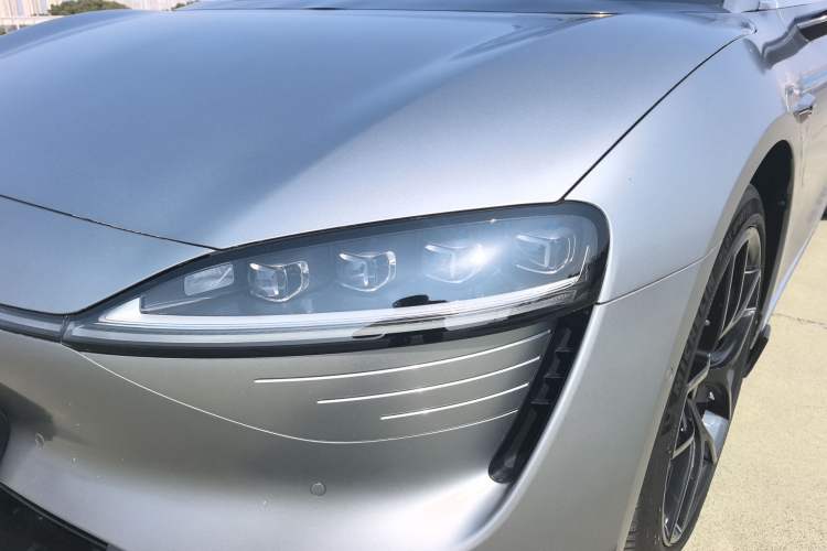 Used Hima Luxeed S7 2024 Max RS
