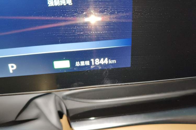 Used VOYAH Dream 2024 PHEV Ultra-Long Range Flagship Edition
