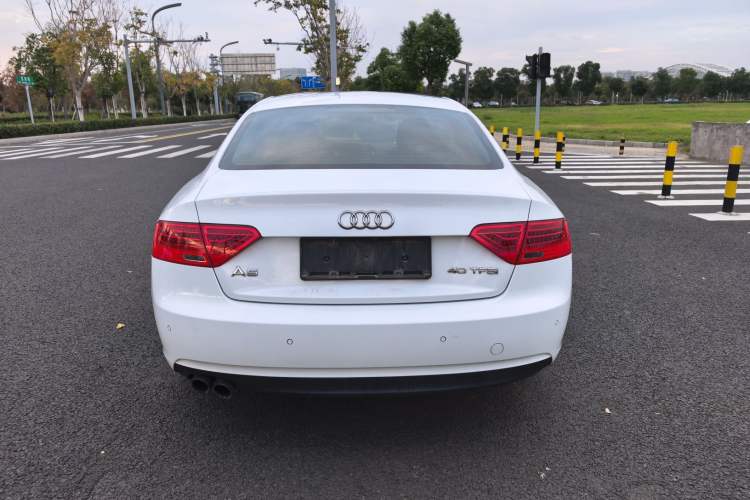 Used Audi A5 2013 Coupe 40 TFSI
