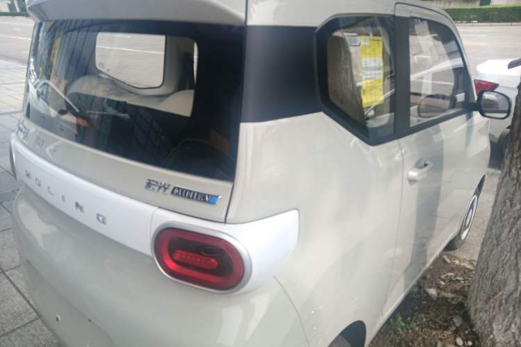 Used Wuling Hongguang MINIEV 2024 3rd Generation 215km Youth Edition