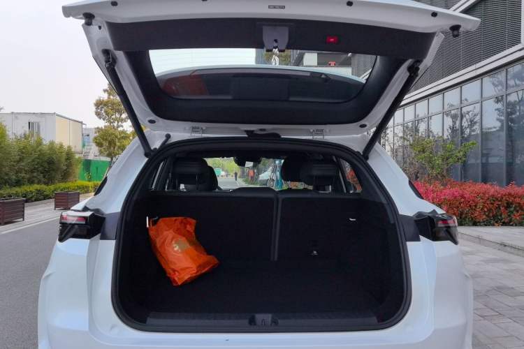 Used ARCFOX Alpha T5 2026 Model Pure Electric 560 Intelligent Enjoyment Version