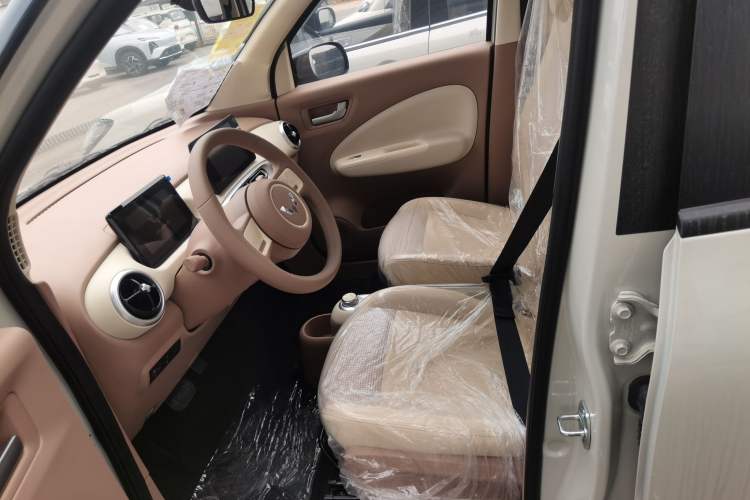 Used Wuling Hongguang MINIEV 2025 Four-Door Version Zhenxiang+ Edition