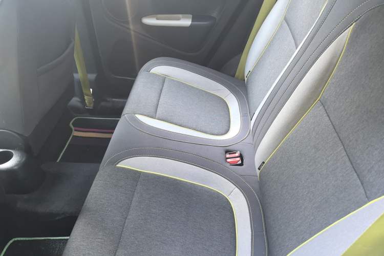 Used ORA Black Cat 2021 301 km Basic Version