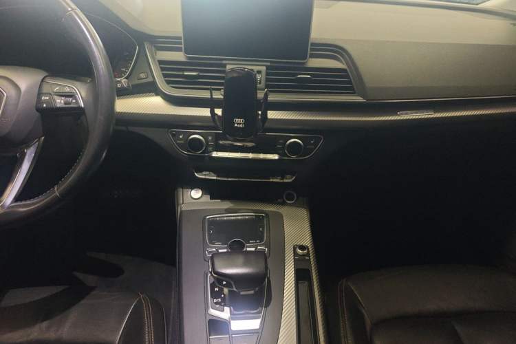 Used Audi Q5L 2018 45 TFSI Prestige Fashion Edition China V Emission Standard

