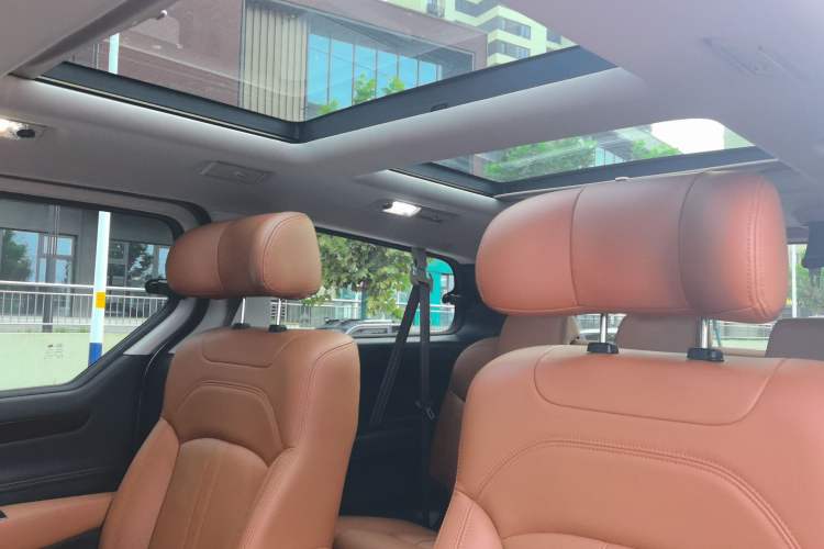 Used SAIC MAXUS G10 2018 PLUS 2.0T Automatic Flagship Edition