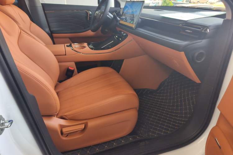 Used AION V 2024 Aion Tyrannosaurus 520 Smart Enjoy Edition
