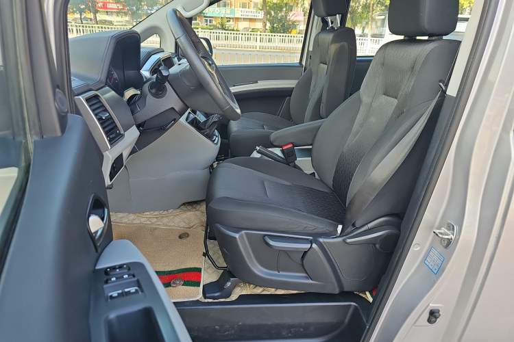 Used JAC Refine M4 2019 Business Series 2.0L Manual - China VI Standard