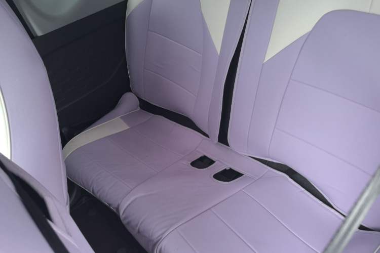 Used Chery QQ Ice Cream 2022 170km Sundae Phosphate Lithium-Ion
