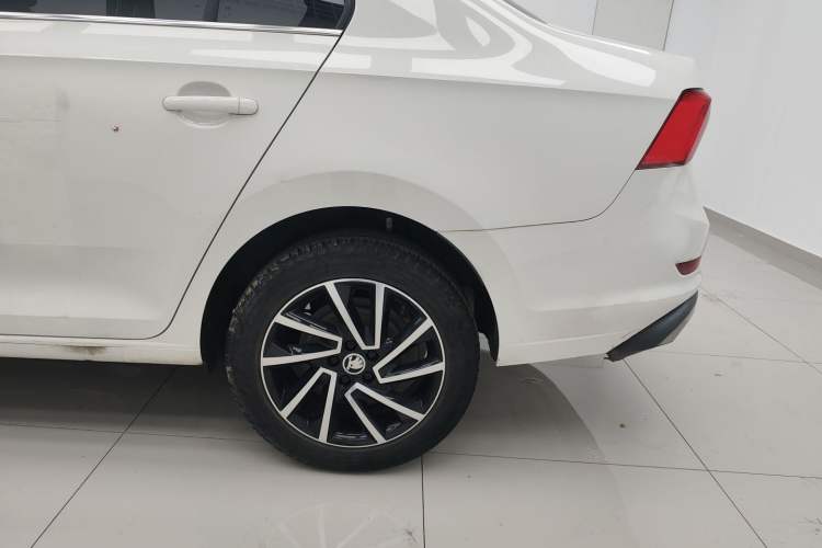 Used Skoda Rapid 2022 1.5L Automatic Comfort Edition Exterior 3